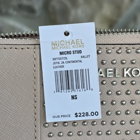 Michael Kors Jet Set Pink Studded Wallet - Picture 5 of 6